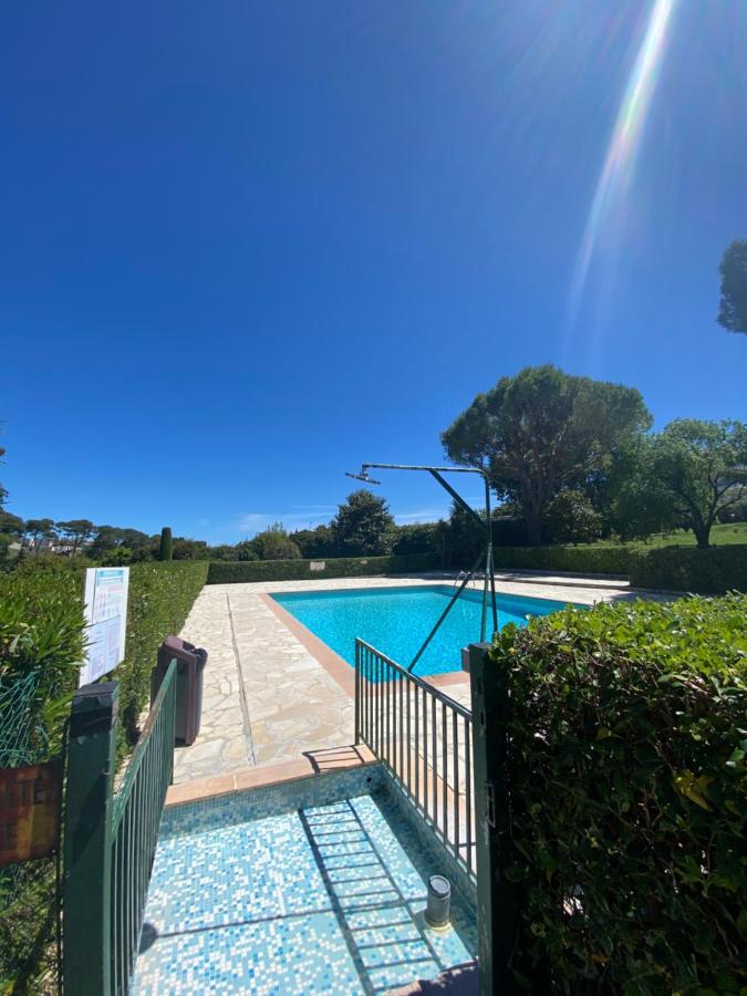 Le Maya - Studio Avec Piscine Antibes Exterior photo